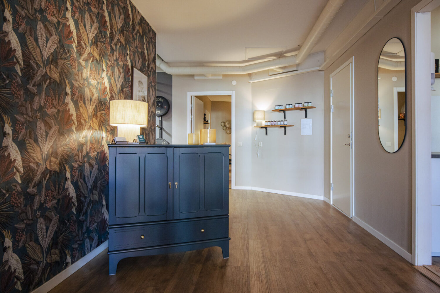 Ljusa och inbjudande lokaler hos Health Power i Mjölby. Här erbjuds personlig träning, löpargrupper, yoga och massage.